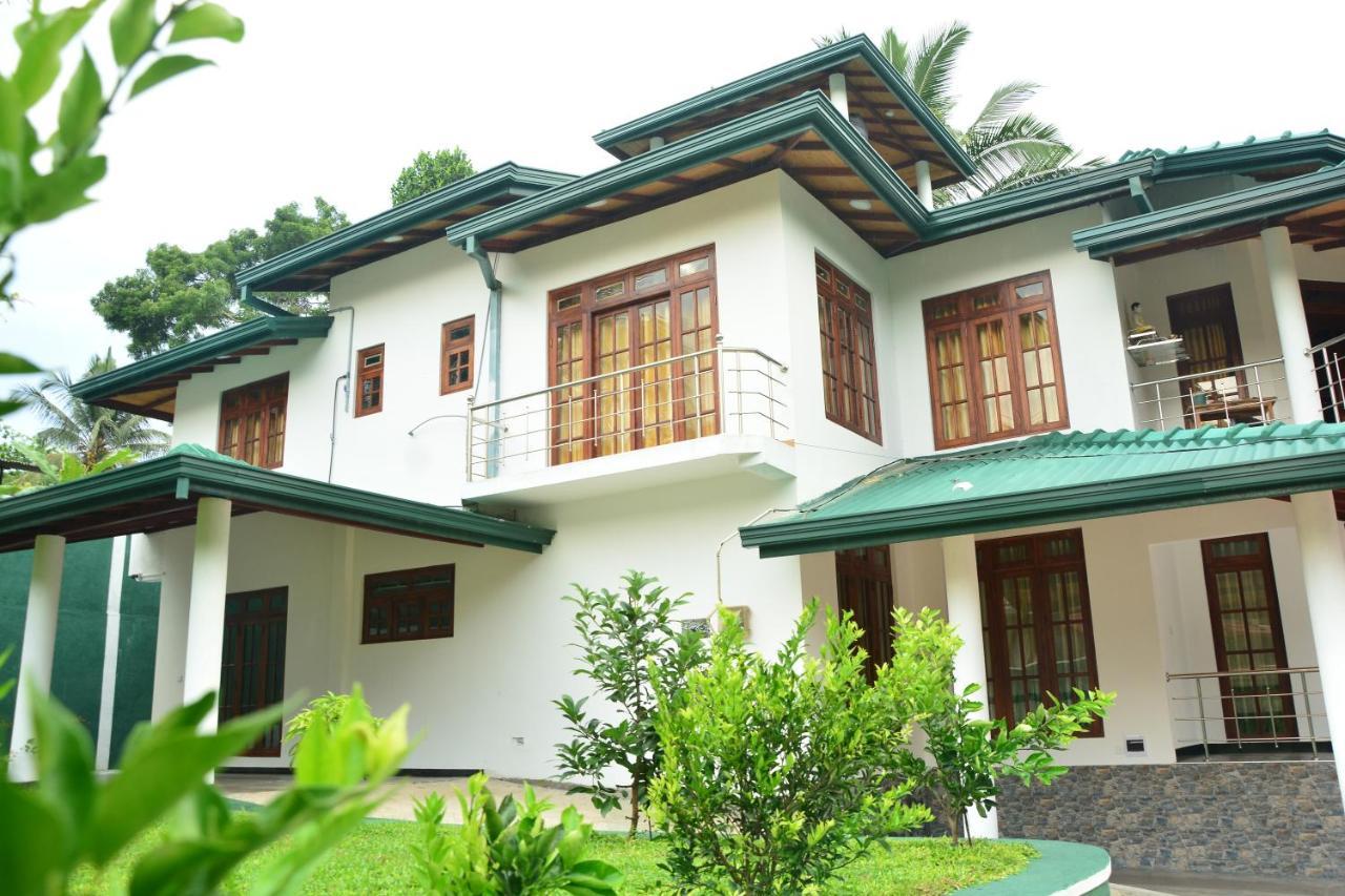 Seven Luck Palace Kandy Exteriör bild