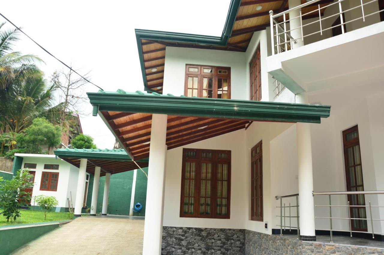 Seven Luck Palace Kandy Exteriör bild